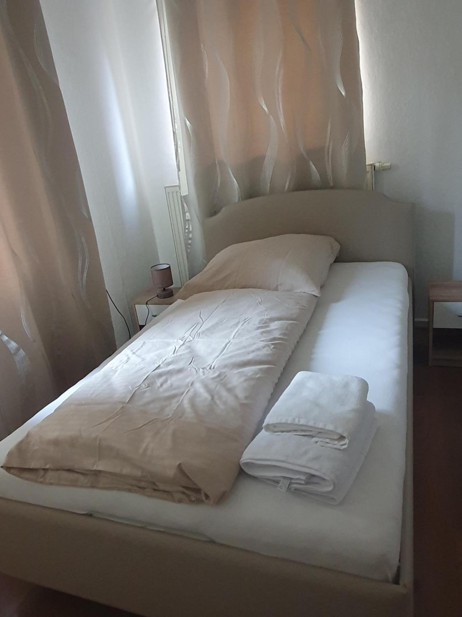 Privatzimmer Im Schlesischen Viertel - Nahe Uniklinik Mainz Exterior foto